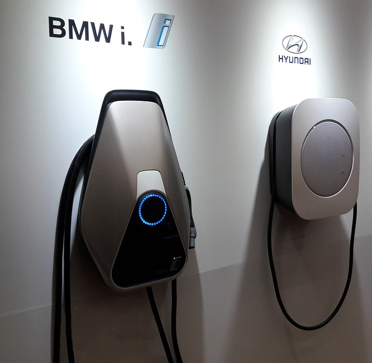 BMW and Hyundai Car Charging Stations for Lithium Ion Battery Electric Cars